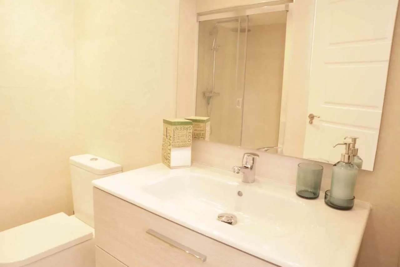 Marbella Center New In Old Townby Houselogy Apartment 0*,